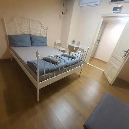 Hancho - Kapana Center *