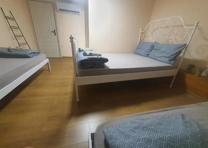 Hancho - Kapana Center *